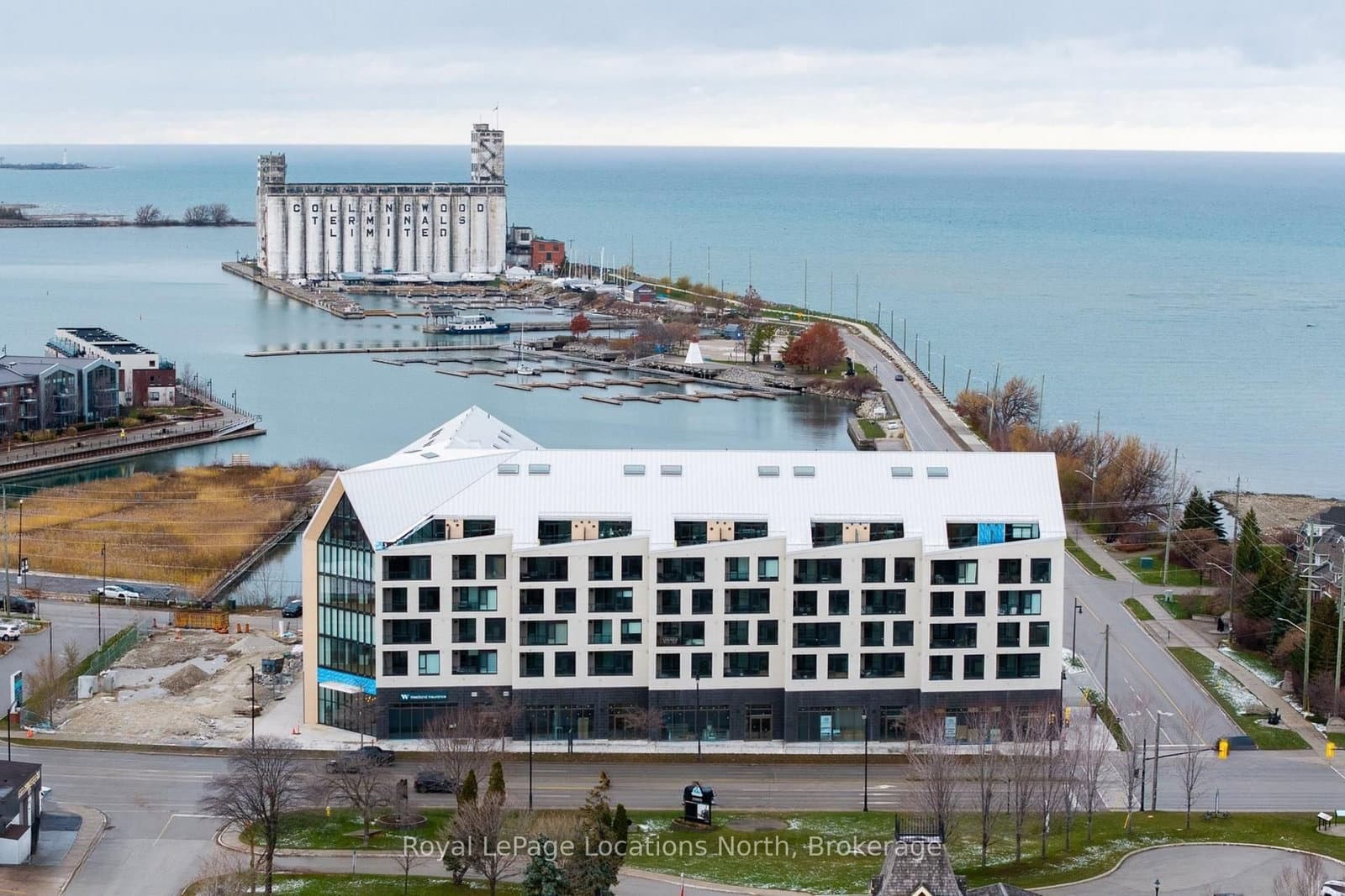 31 Huron Street, Unit 501