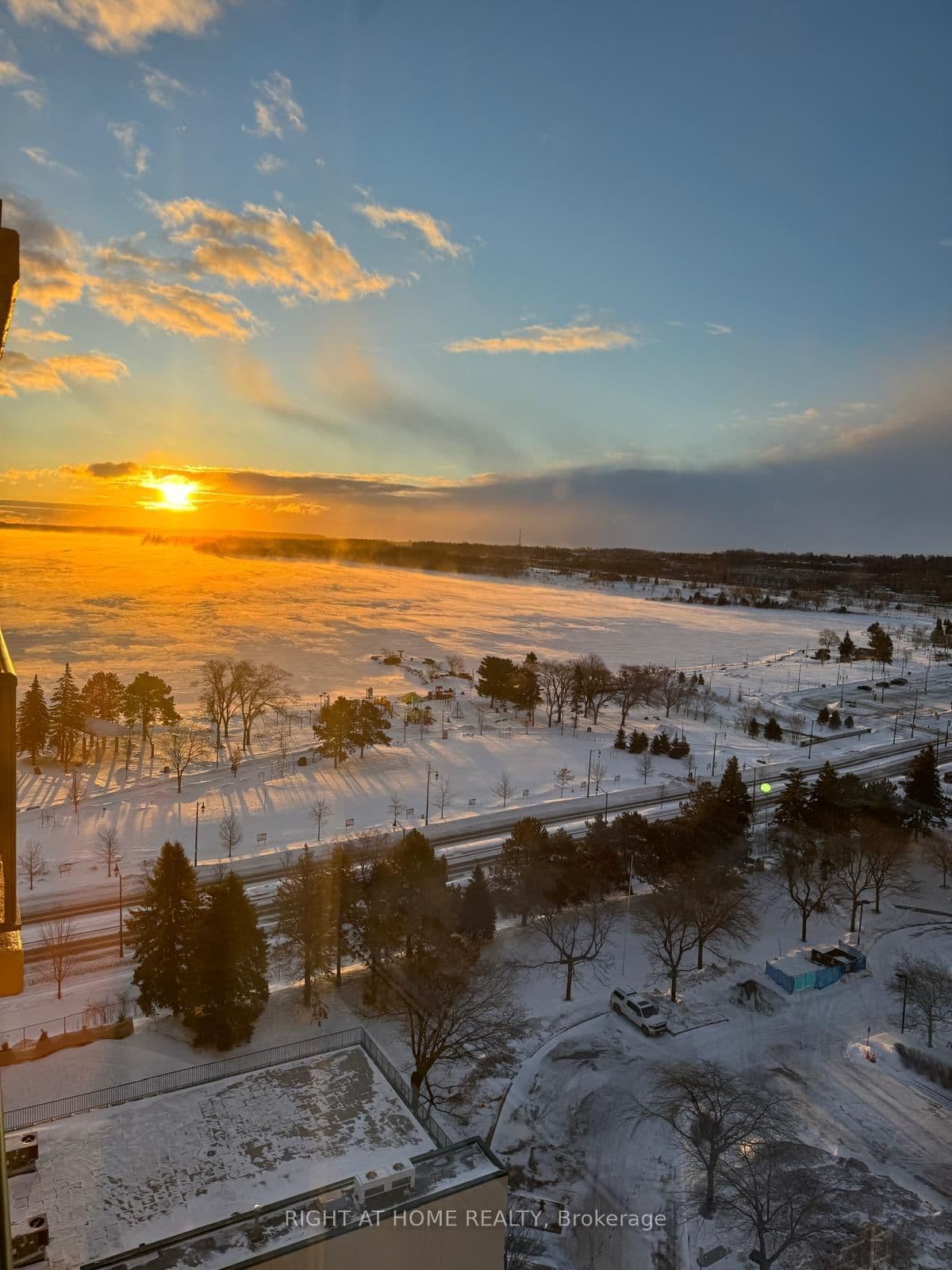 #1208 - 65 Ellen Street