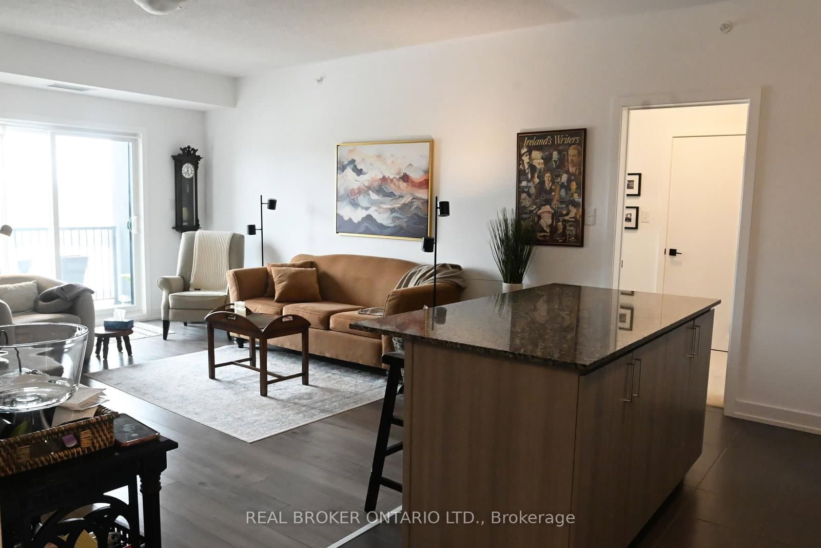 4 Spice Way, Unit 204