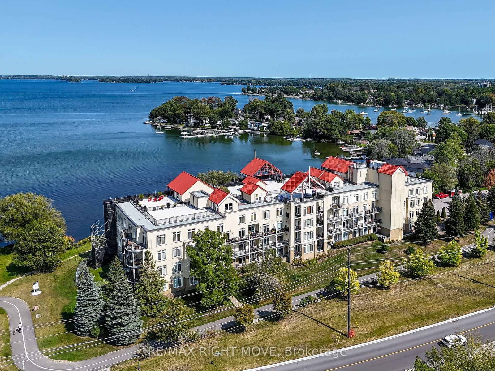 140 Cedar Island Road, Unit 105