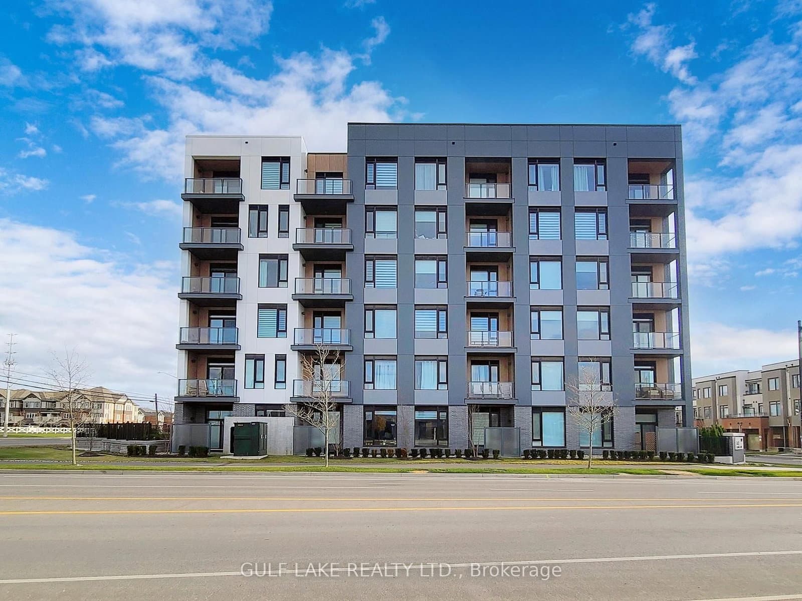 1440 Clarriage Court, Unit 208