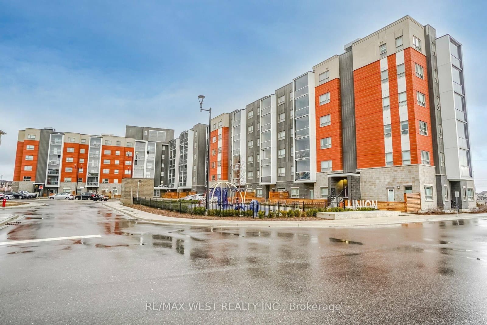 200 Lagerfeld Drive, Unit 613