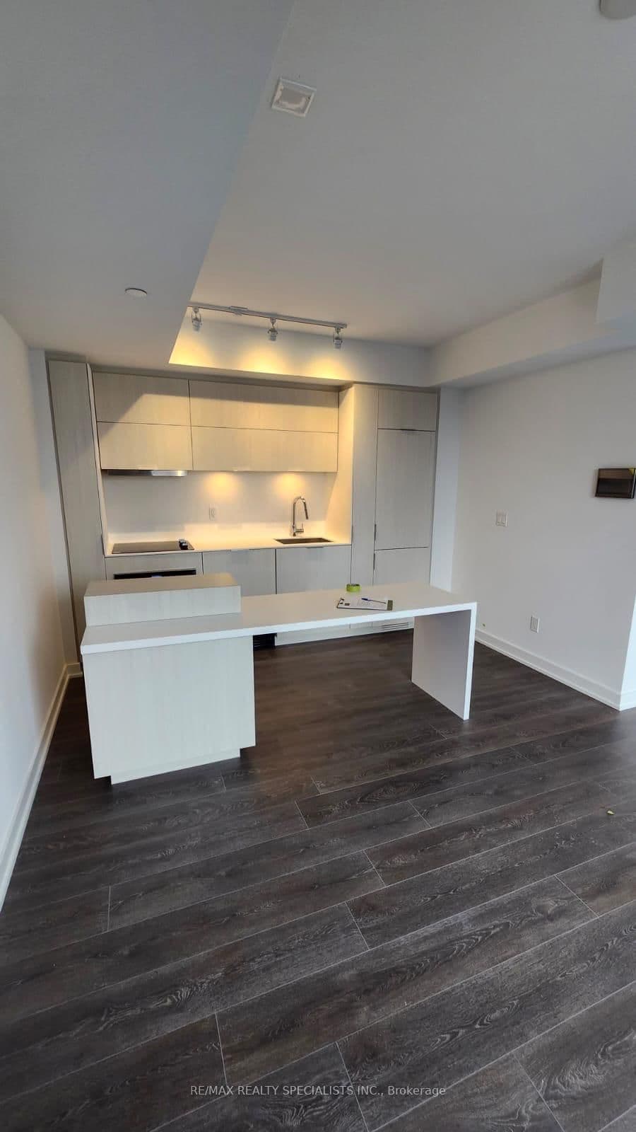 370 MARTHA Street, Unit 501