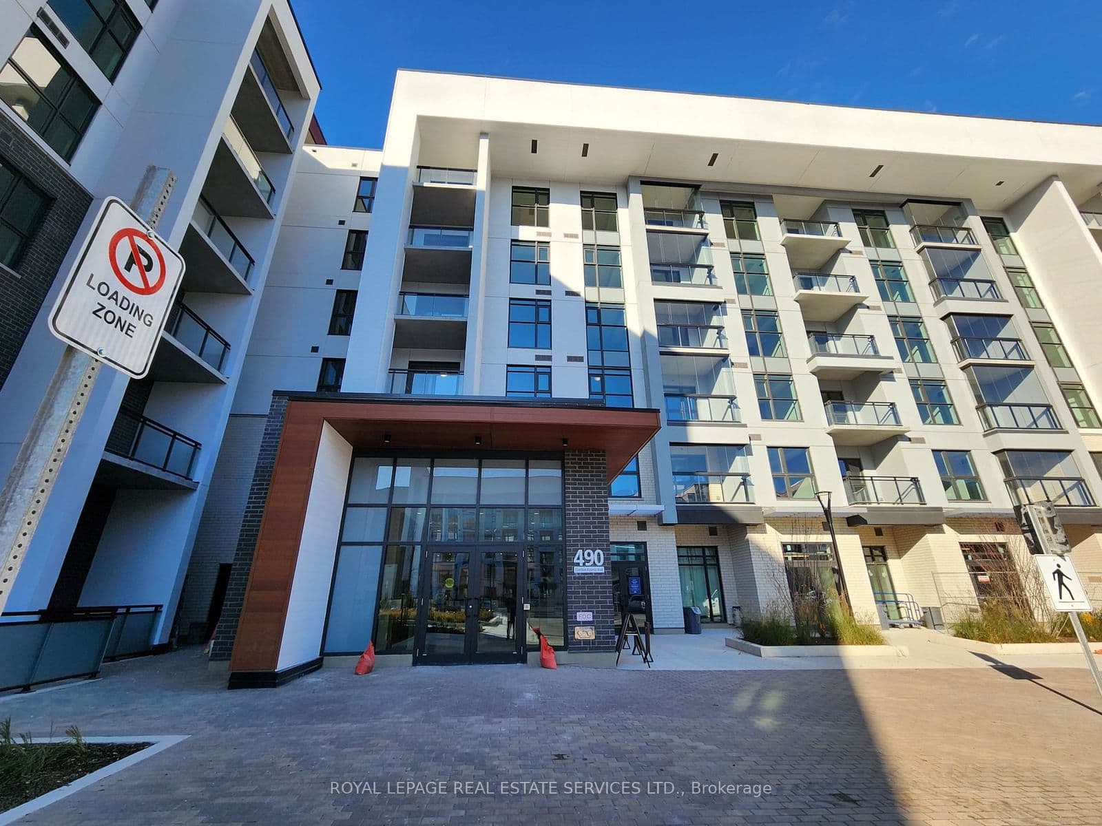 490 Gordon Krantz Avenue, Unit 420