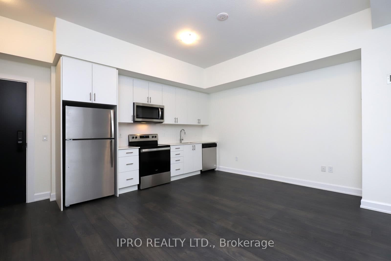 3200 William Coltson Avenue, Unit 202