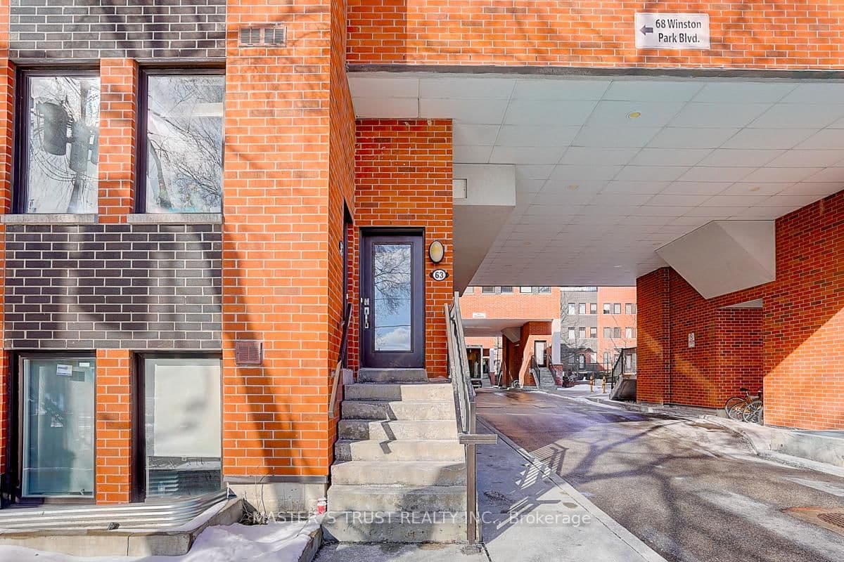 68 Winston Park Boulevard, Unit 63