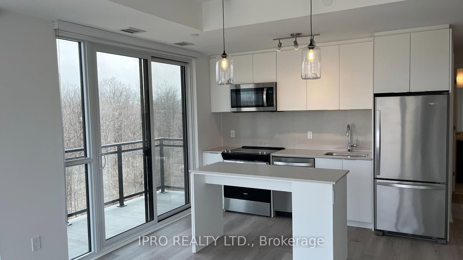 760 Whitlock Avenue, Unit 411