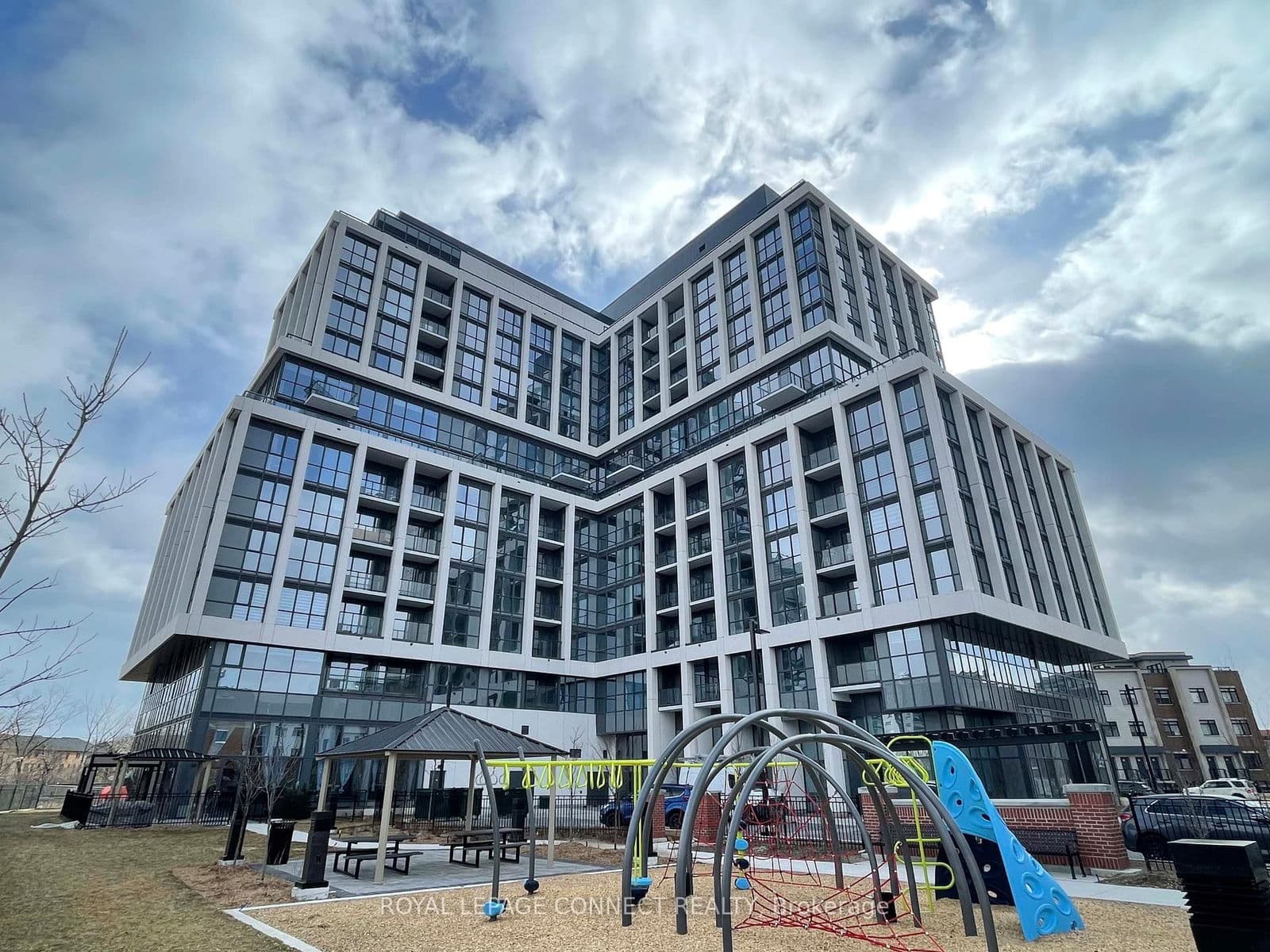 1063 Douglas McCurdy Common, Unit 603