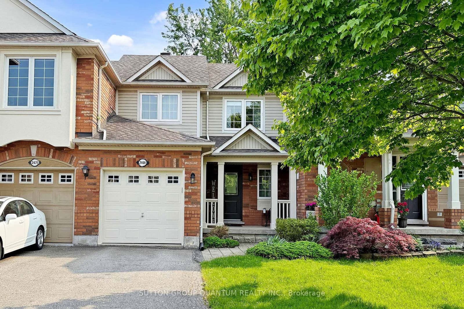 2469 Wooden Hill Circle