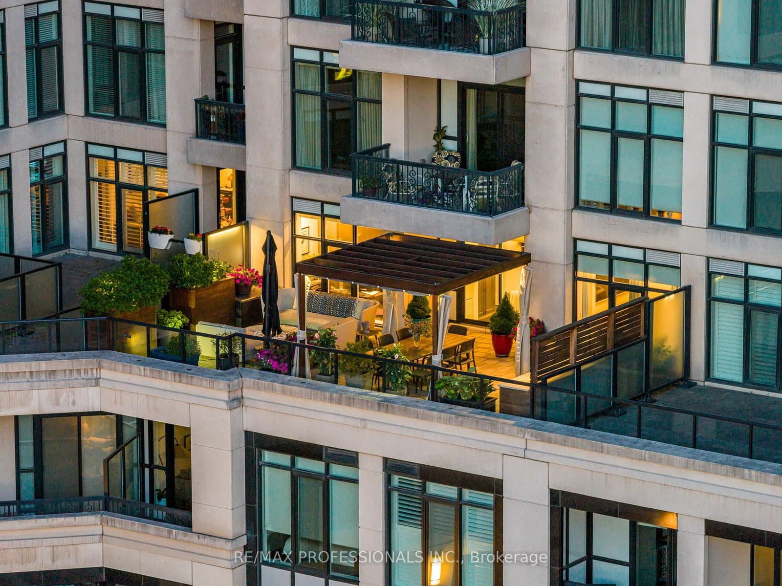 1 Old Mill Drive, Unit 329