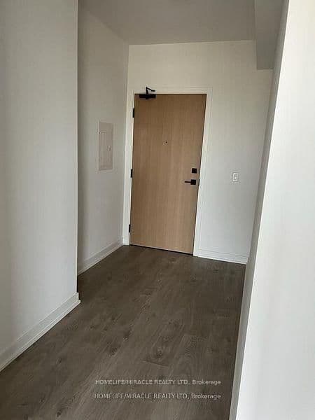 36 Zorra Street, Unit 810