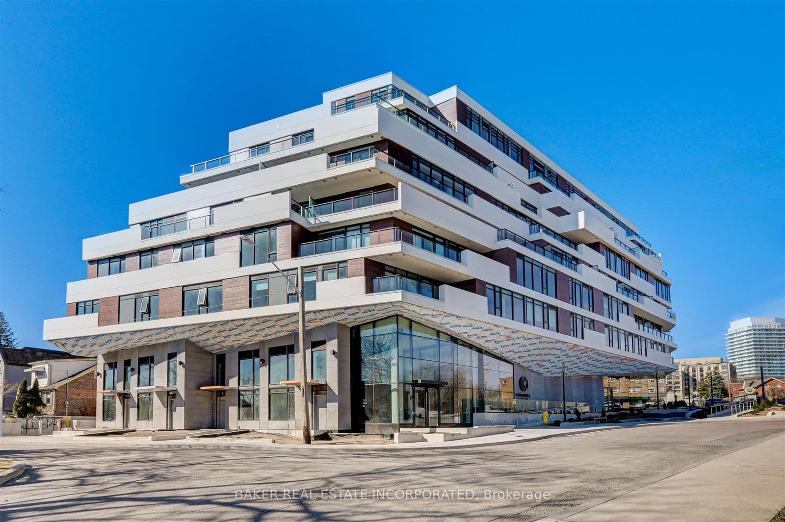 160 Kingsway Crescent, Unit 202