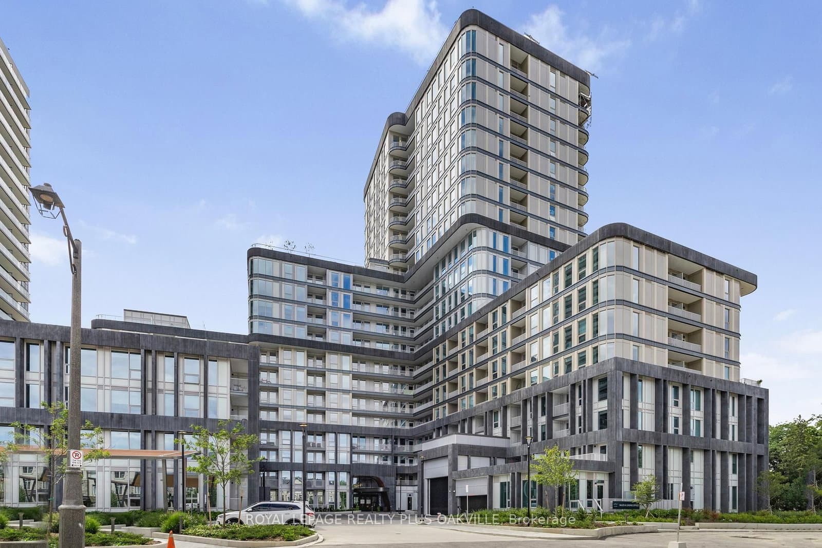 3240 William Coltson Avenue, Unit 709