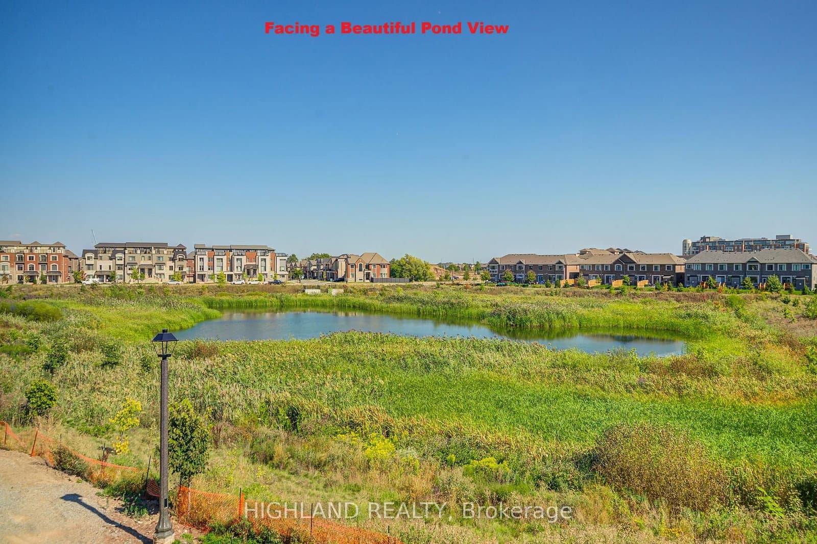 1220 Dartmouth Crescent, Unit 11