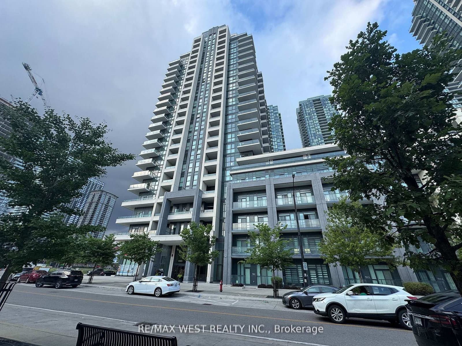 #1606 - 4085 Parkside Village Drive