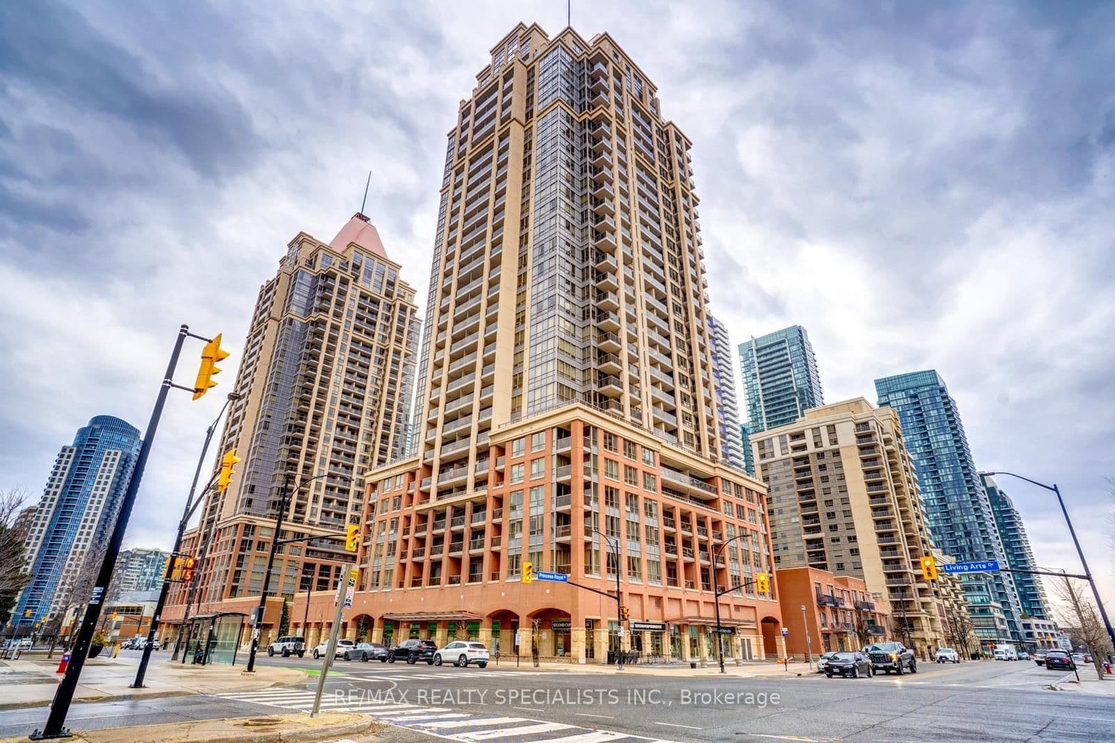 #1206 - 4090 Living Arts Drive