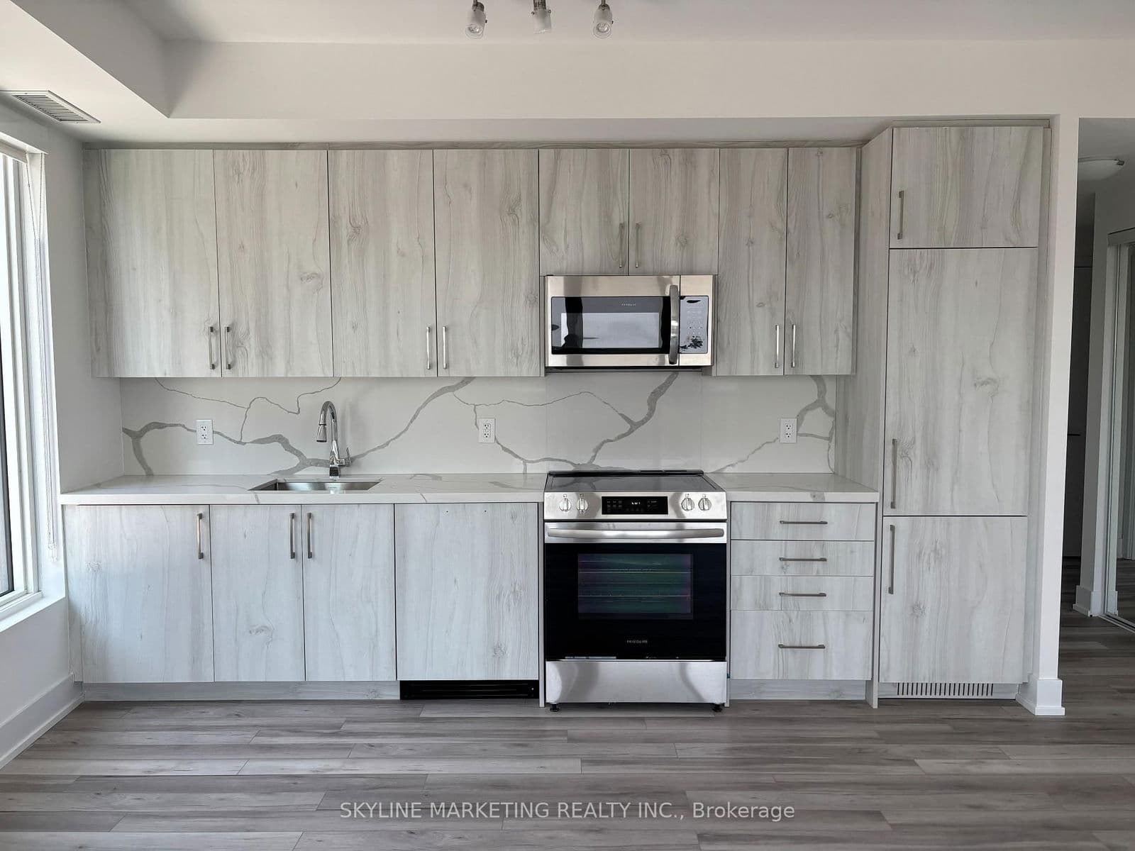 2450 Old Bronte Road, Unit 345