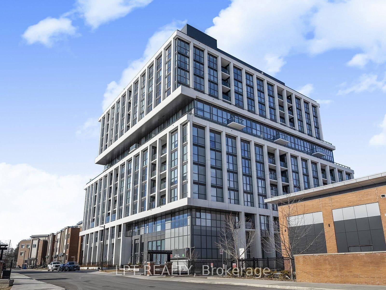 #615 - 1063 Douglas McCurdy Common