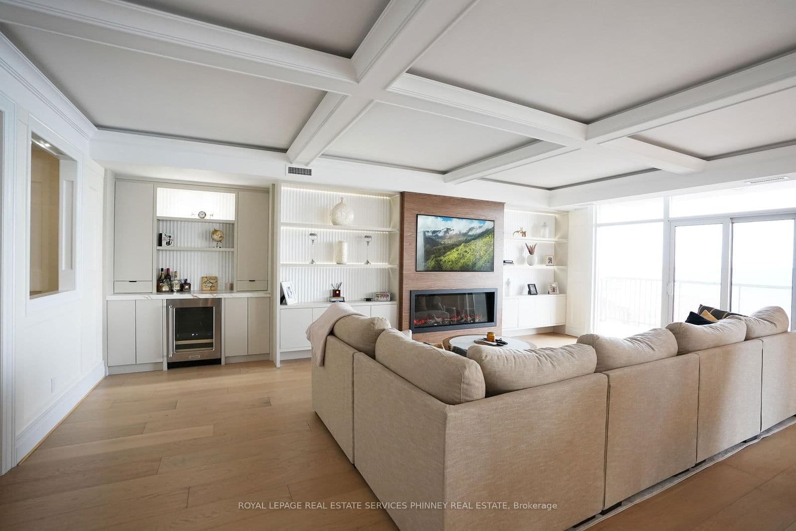 #904 - 1477 Lakeshore Road