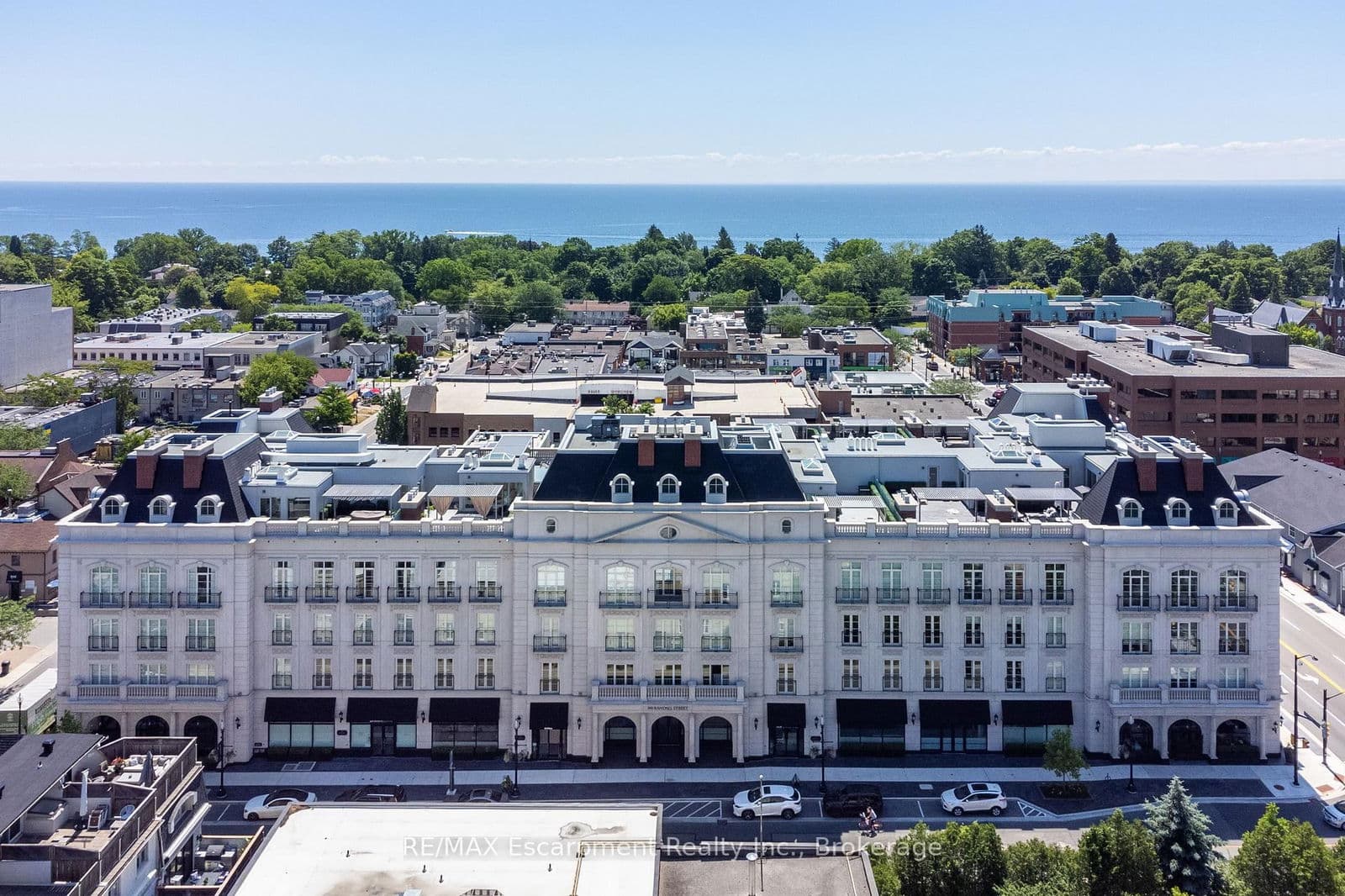 300 Randall Street, Unit 209