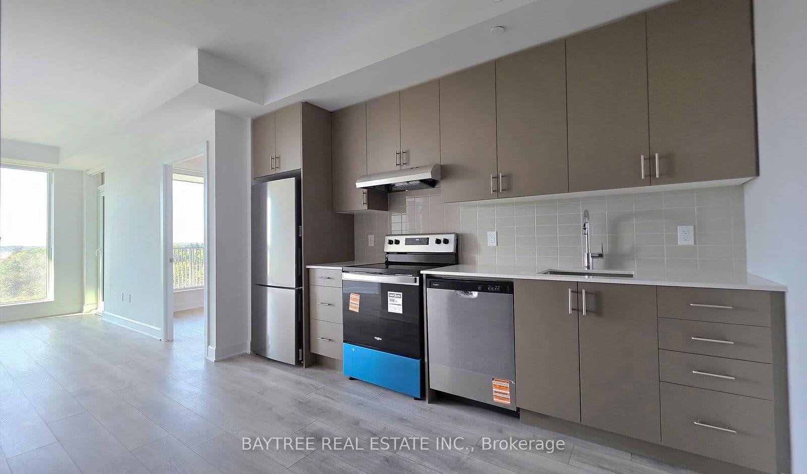 3240 William Coltson Avenue, Unit 1905