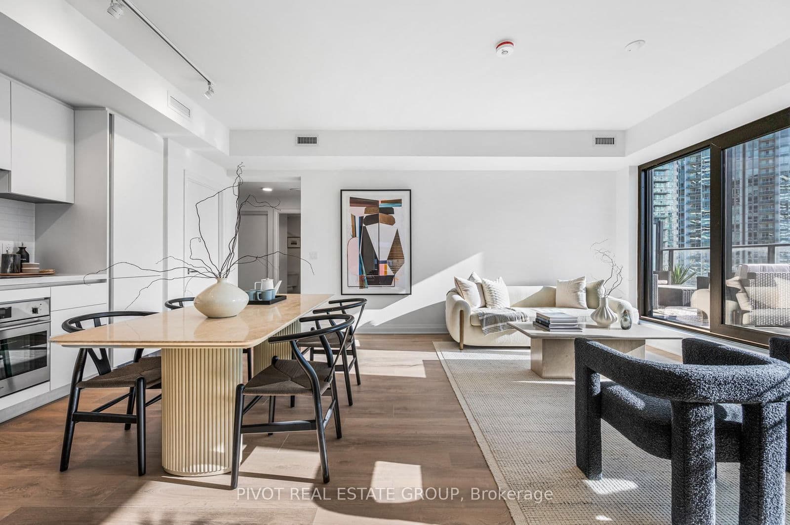 4015 The Exchange, Unit 1307