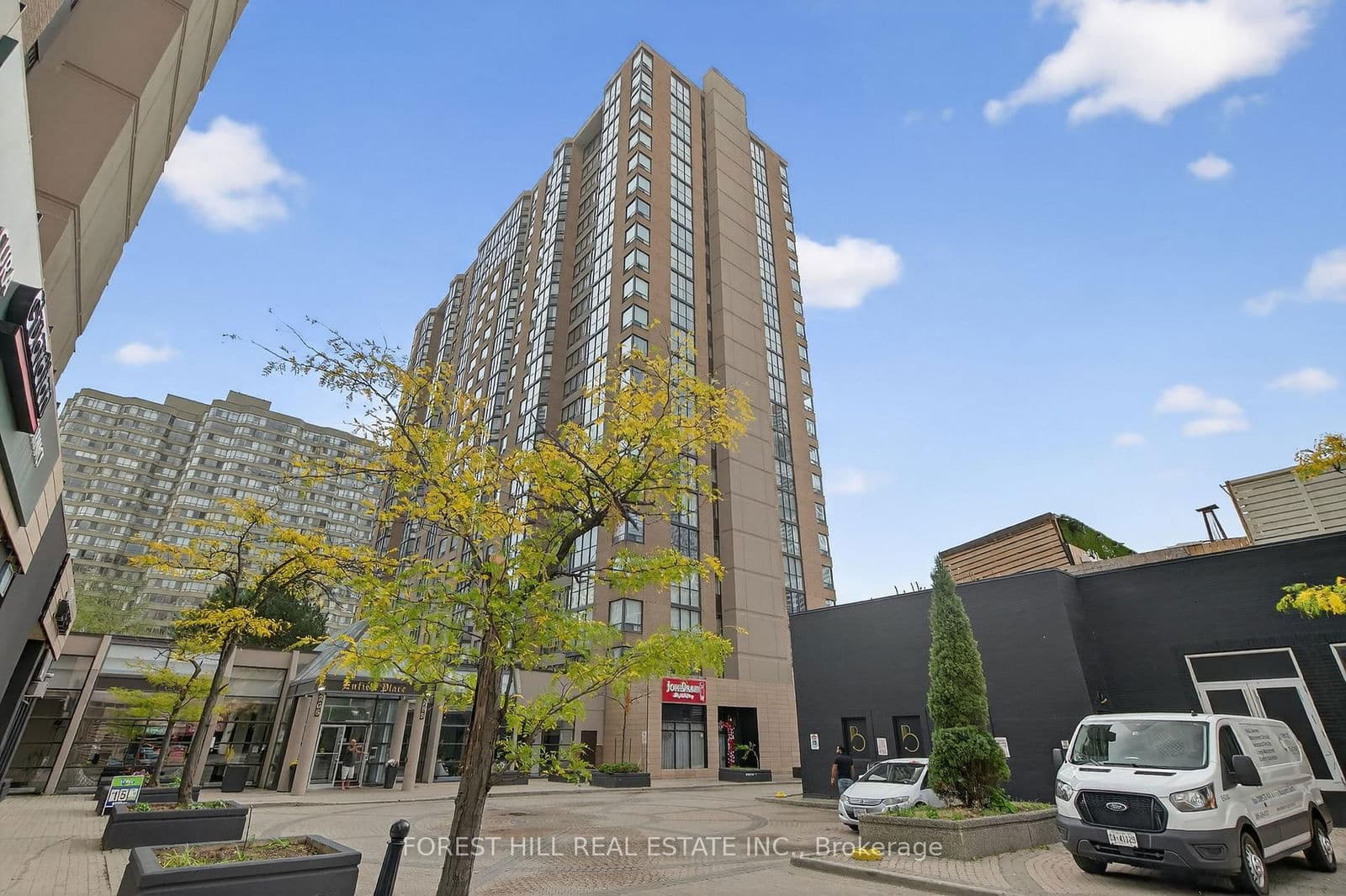 #210 - 285 Enfield Place