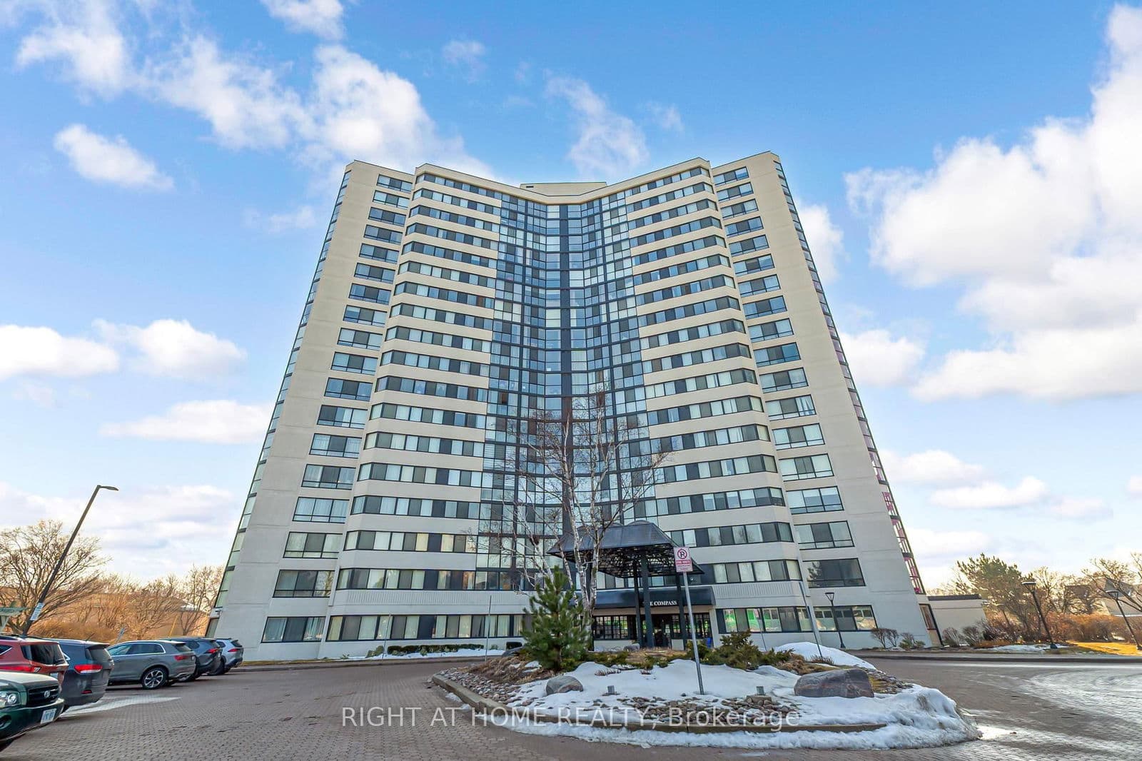 #1507 - 1360 Rathburn Road E