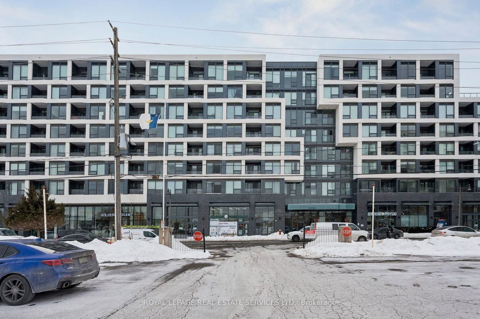 2450 Old Bronte Road, Unit 435