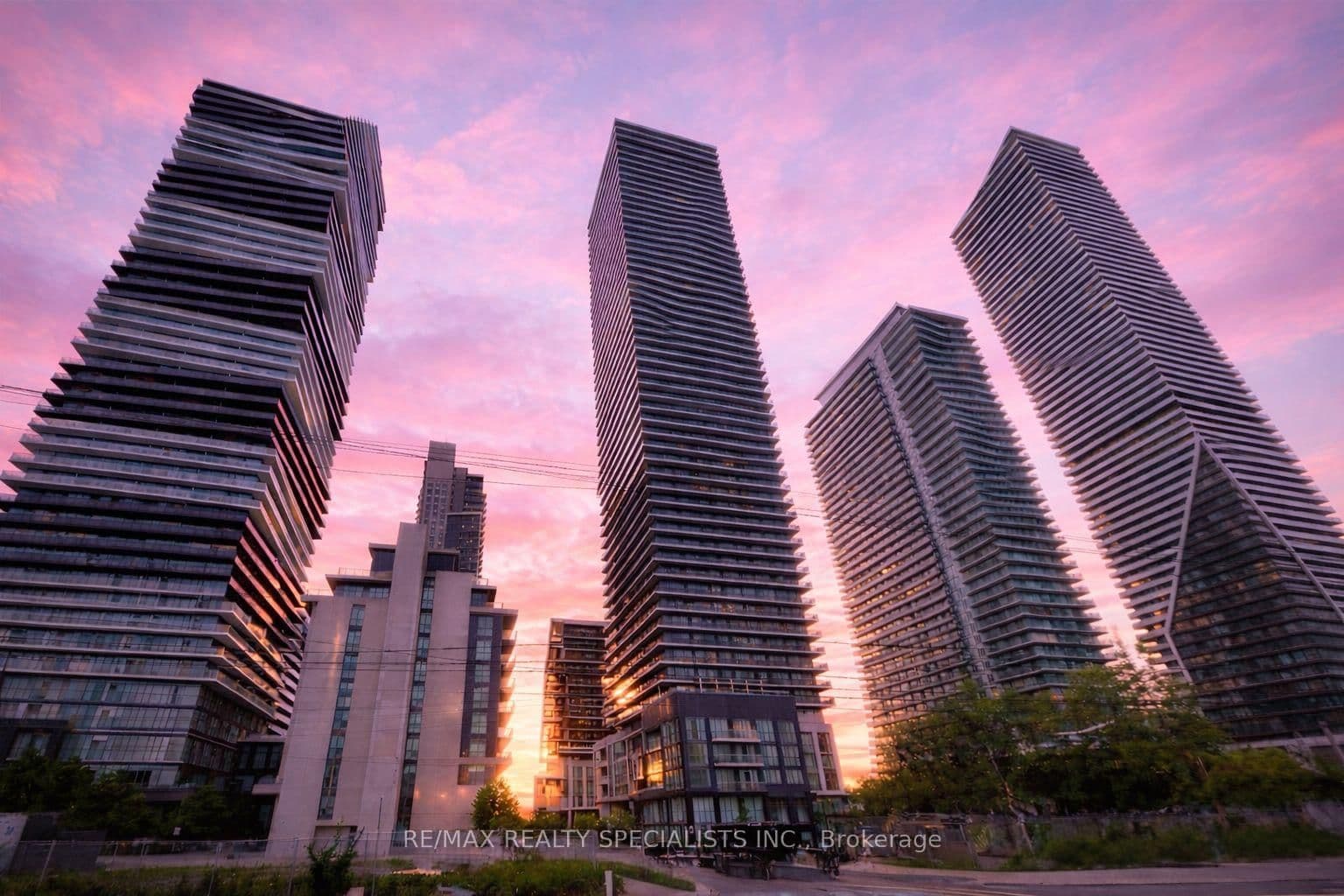 #2009 - 70 Annie Craig Drive