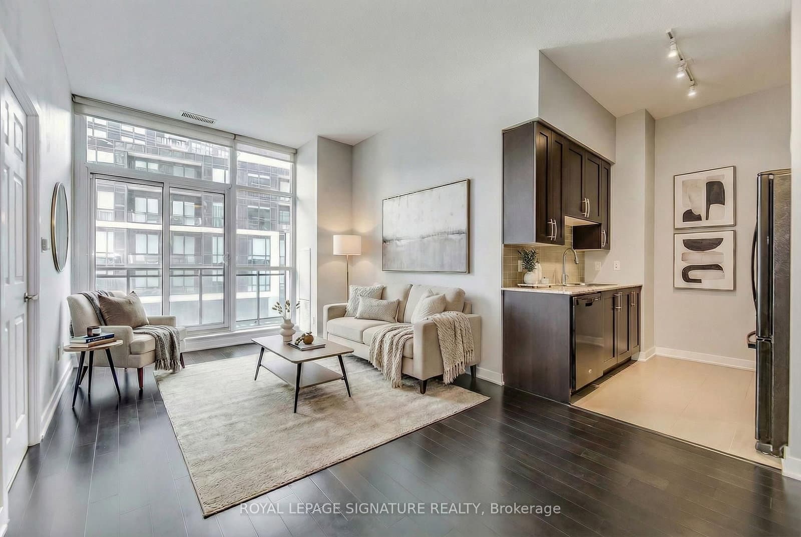 #311 - 4070 Confederation Parkway