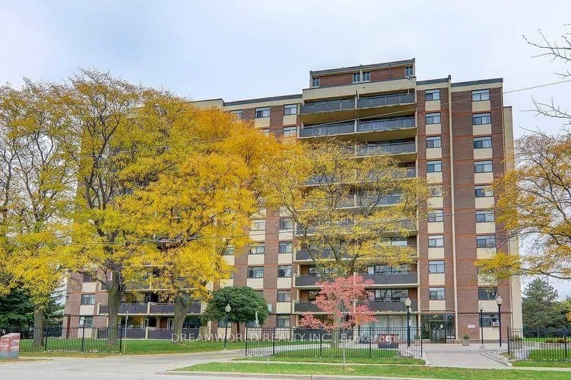 #1004 - 5 Frith Road