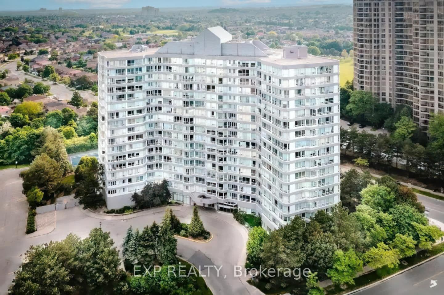 #106 - 50 Kingsbridge Garden Circle