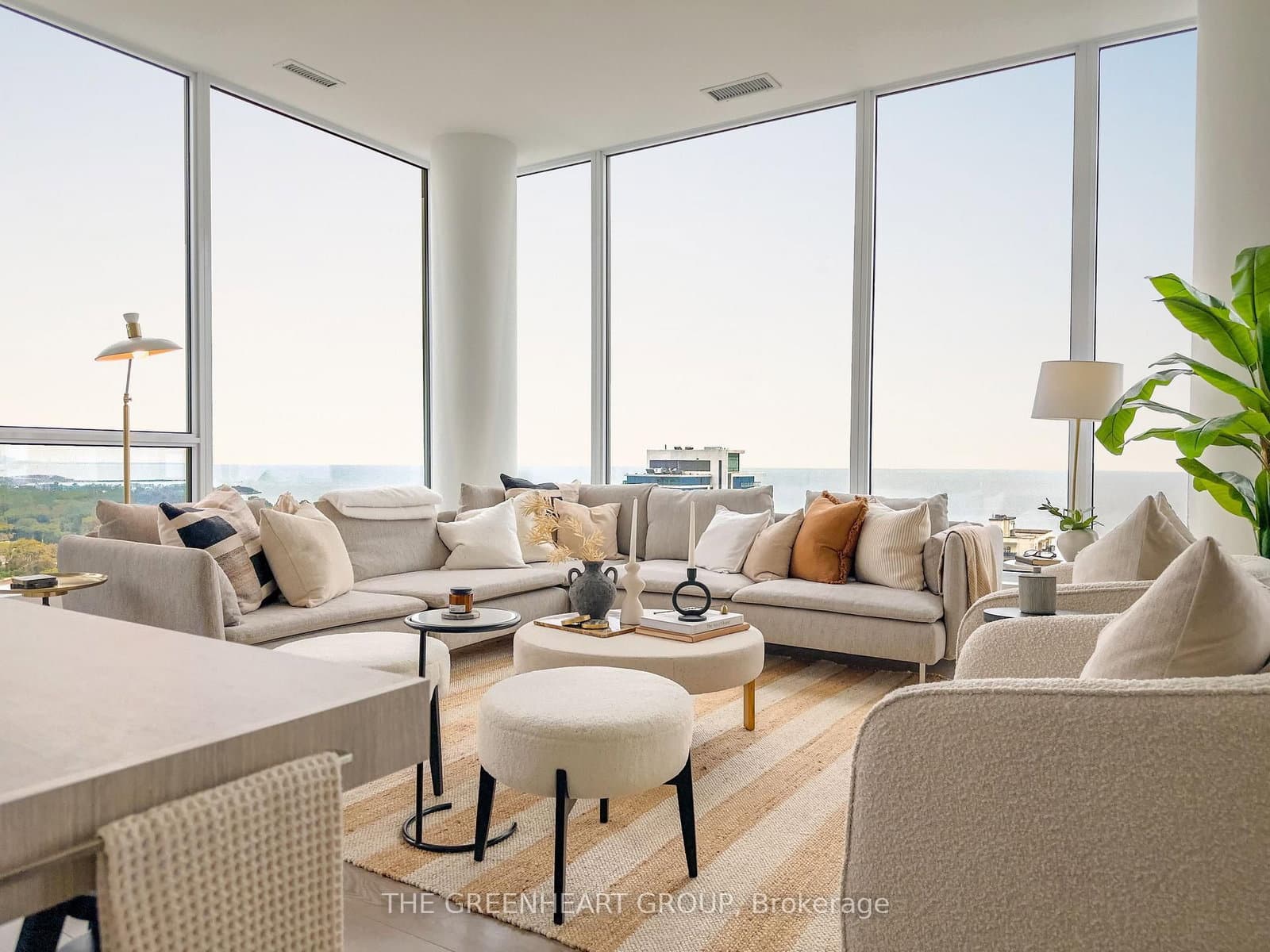 #1802 - 28 Ann Street