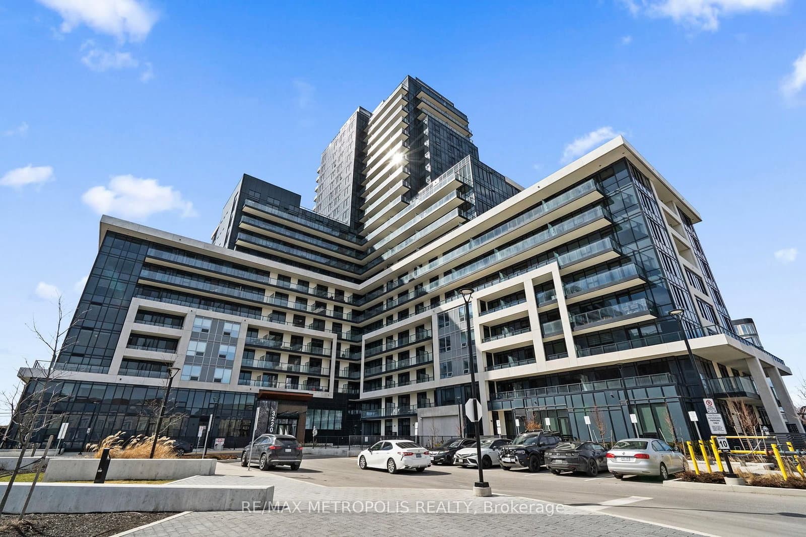 3220 William Coltson Avenue, Unit 406