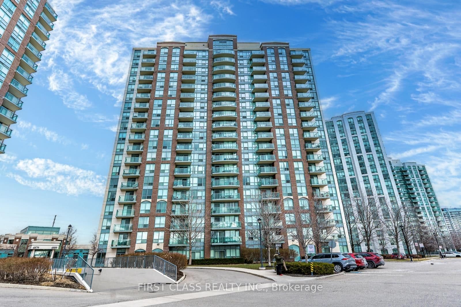 #403 - 4889 Kimbermount Avenue