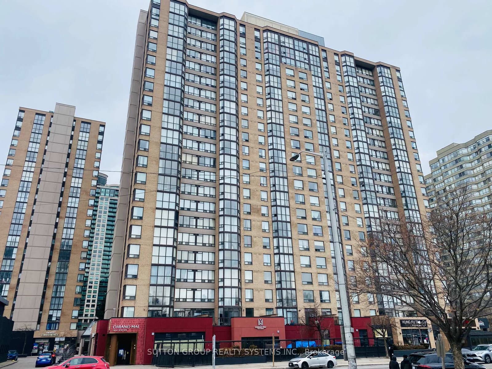 #512 - 285 Enfield Place