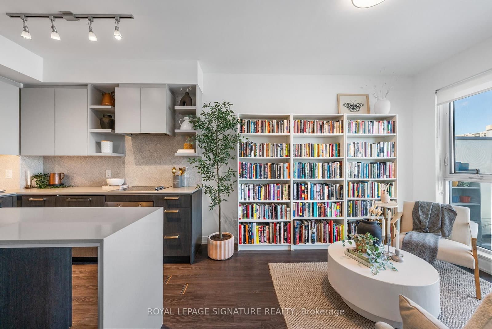 #1201 - 1830 Bloor Street W