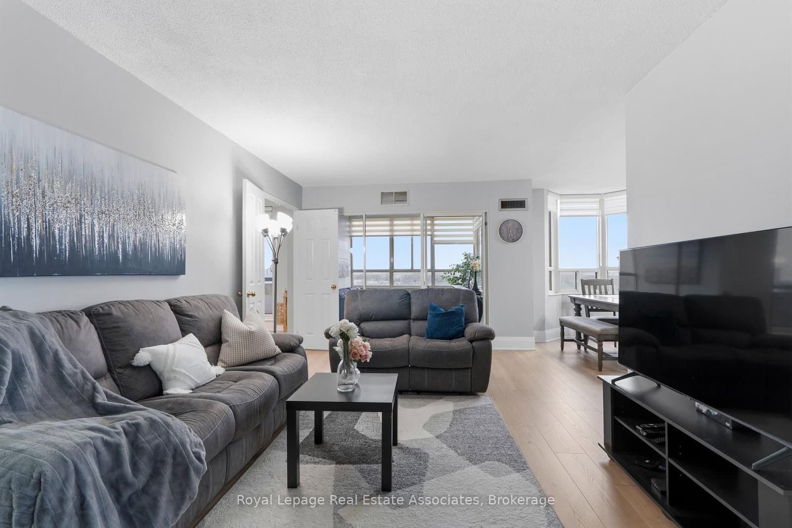 #1808 - 100 County Court Boulevard