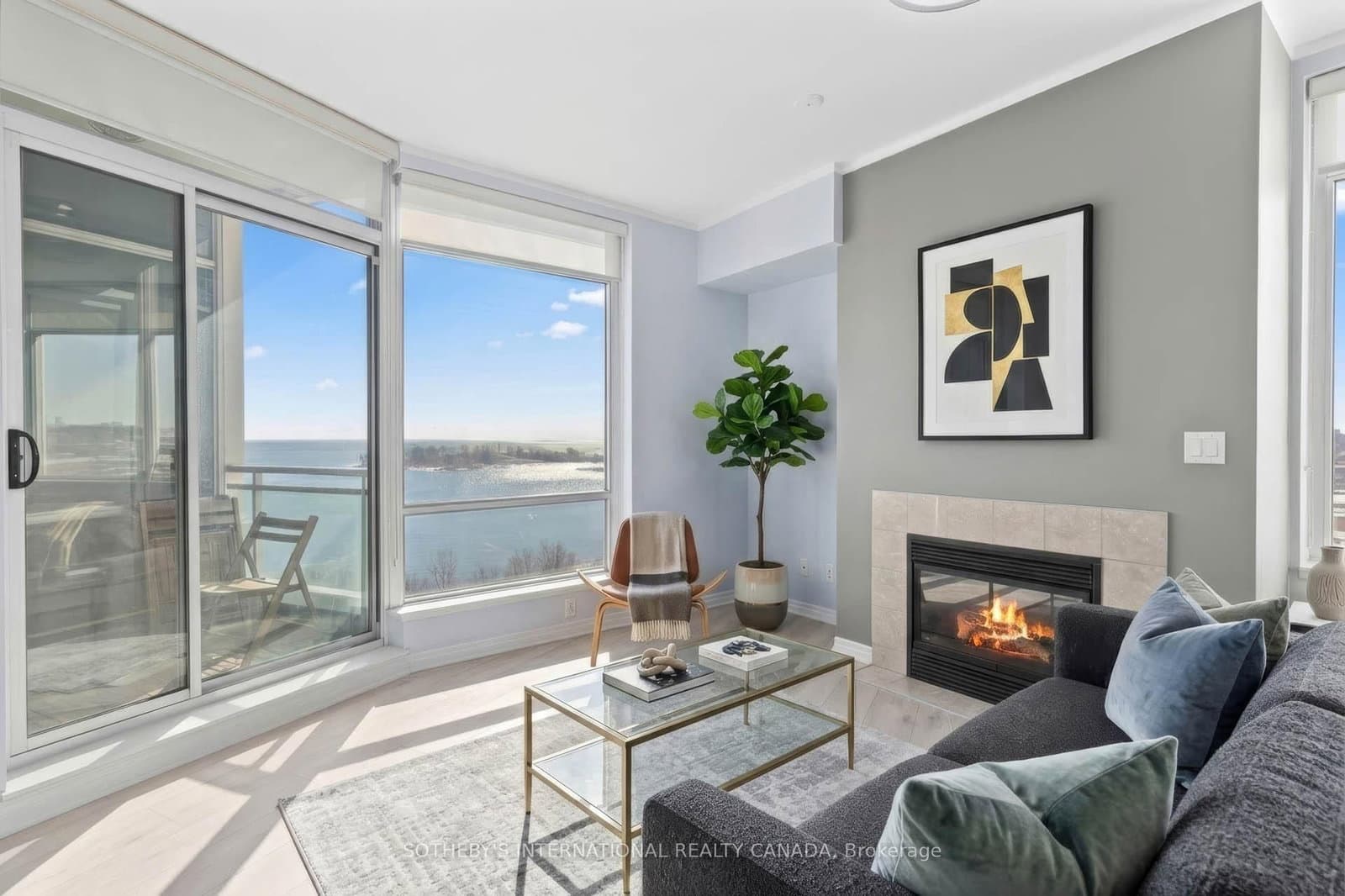 #1013 - 5 Marine Parade Drive