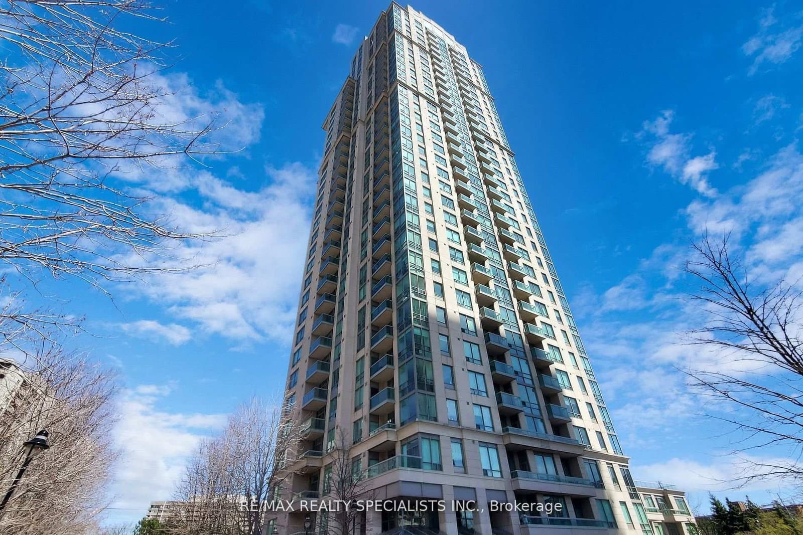 #307 - 3504 Hurontario Street