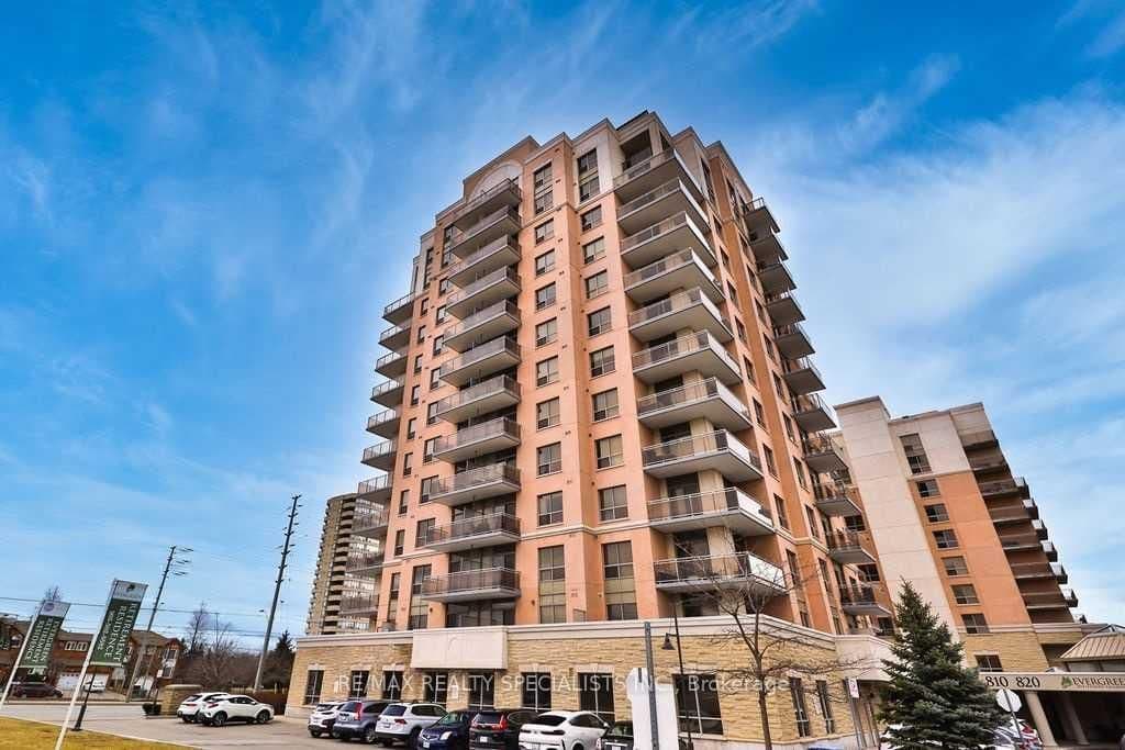 #809 - 810 Scollard Court