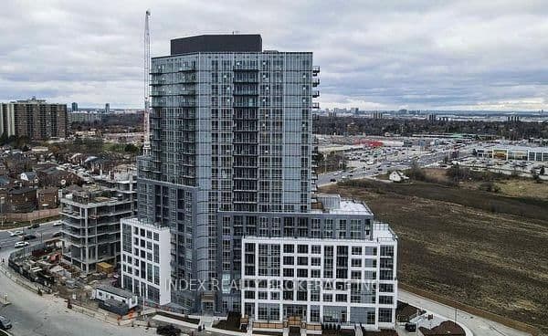 225 Malta Avenue, Unit 302