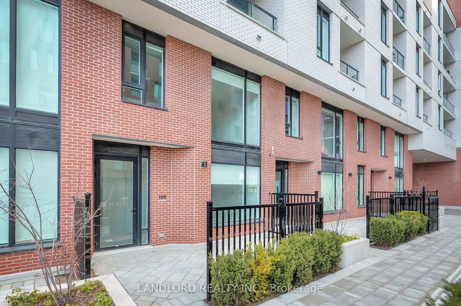 #109 - 15 Maryport Avenue