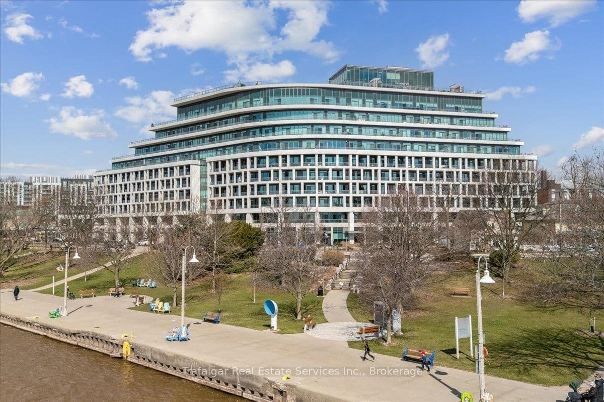 #327 - 11 Bronte Road