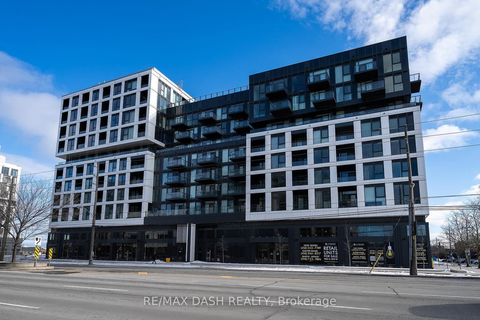 #1001 - 1037 THE QUEENSWAY Avenue