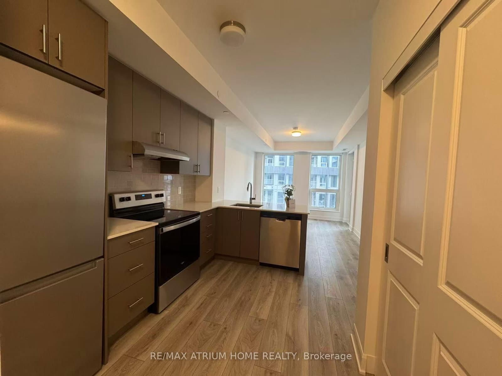 3240 William Coltson Avenue, Unit 206