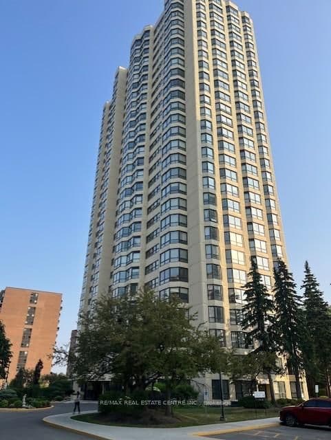 #407 - 8 Lisa Street