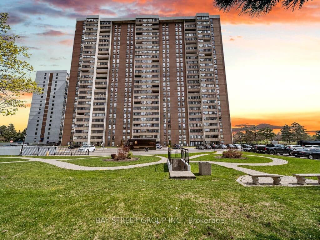 #1003 - 18 Knightsbridge Road