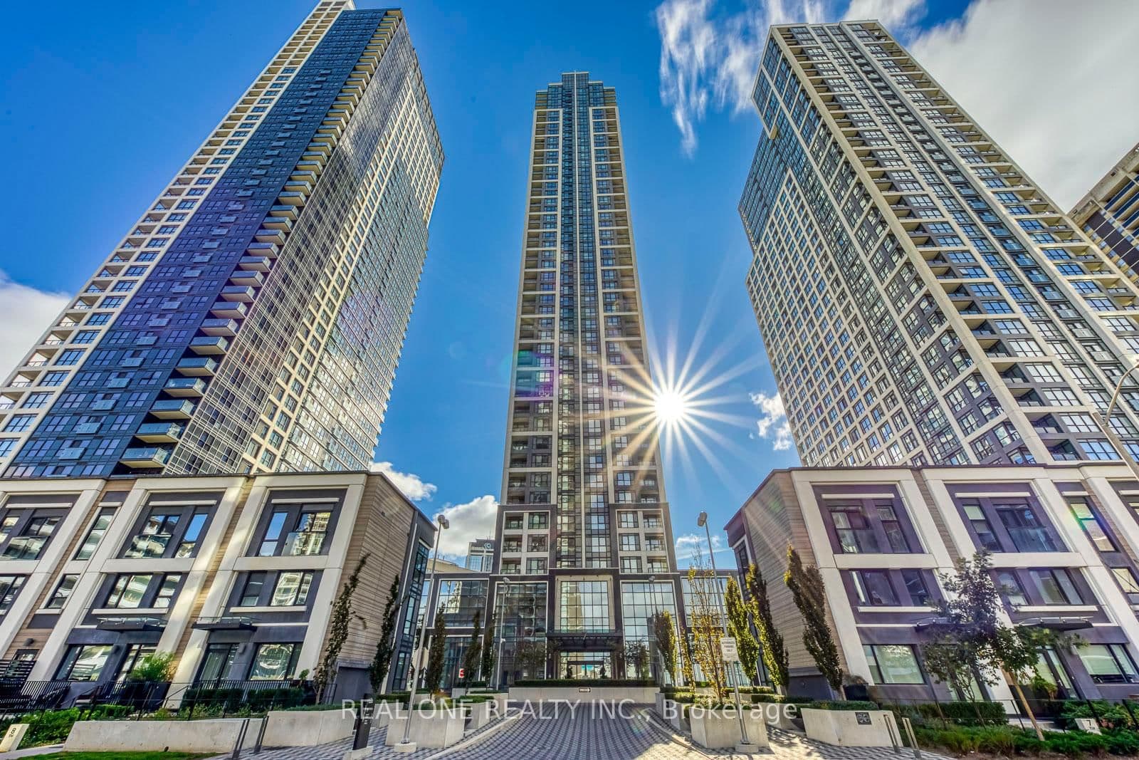 #2619 - 9 Mabelle Avenue